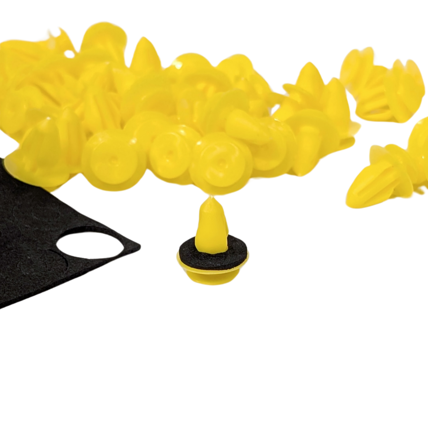VW Amarok Floor Trim Clip - 25 Pack